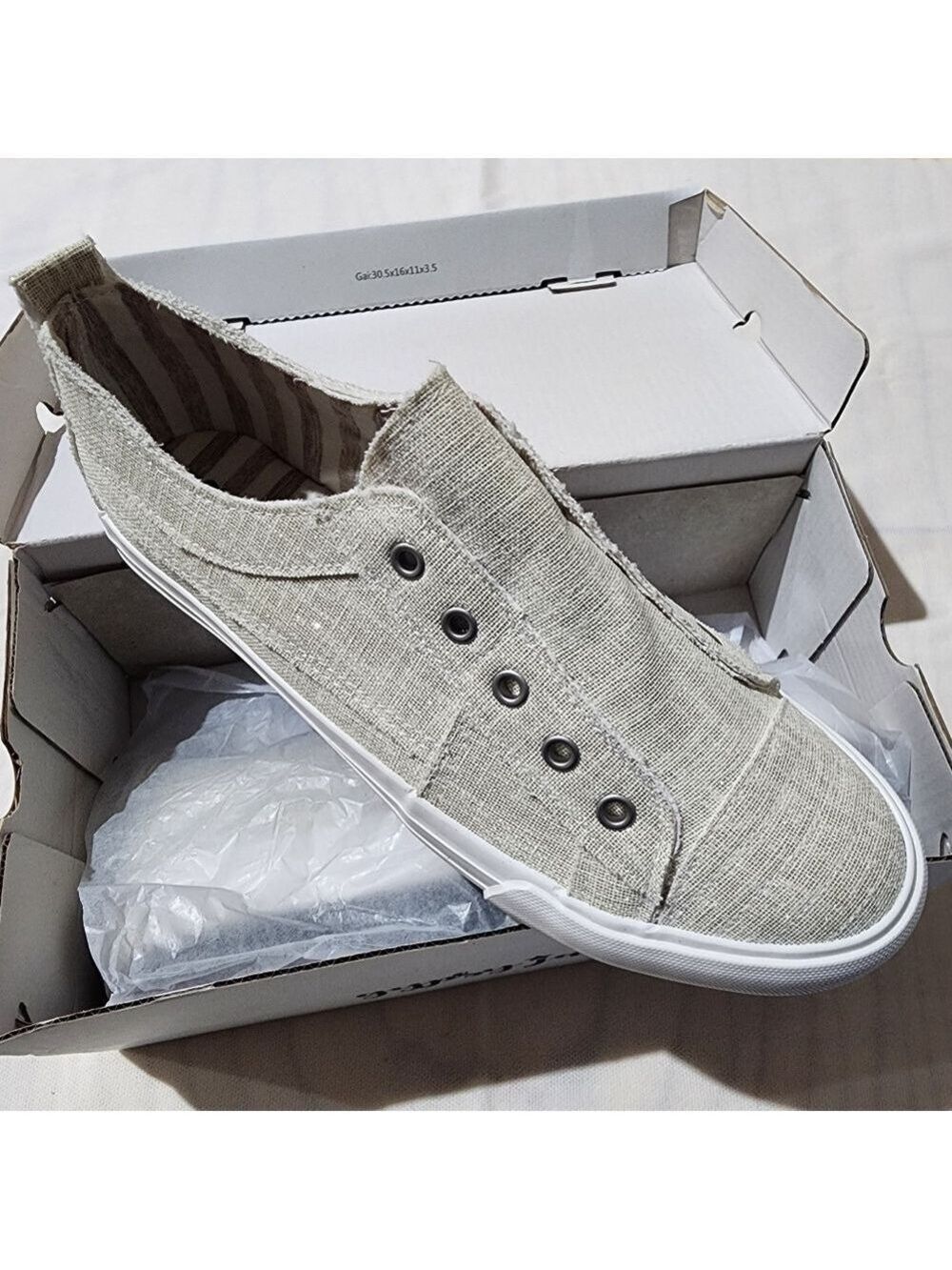 NIB Gypsy Jazz sz 10 playful shine natural glitter sparkle sneakers